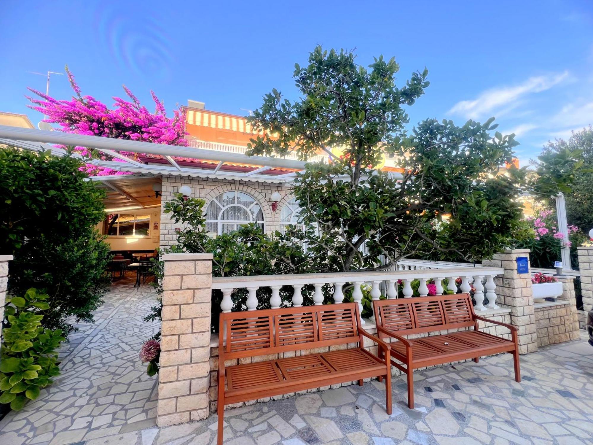 Bed & Breakfast Rab Palit Exterior photo